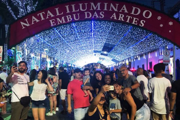 Natal Iluminado 2019 Embu das Artes - embudasartesnet