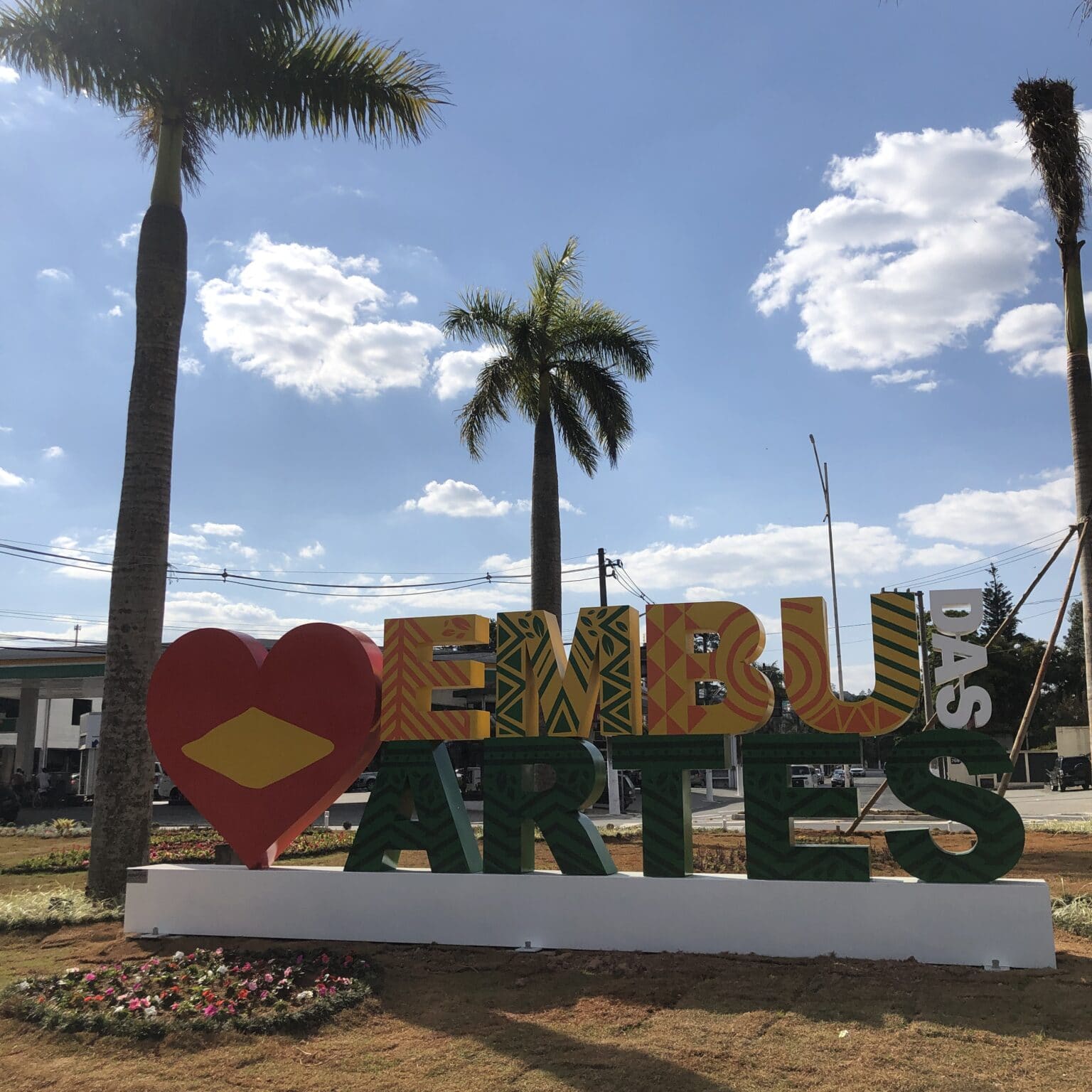 Você viu? Embu das Artes tem nova arte na entrada da cidade Você viu? Embu das Artes tem nova arte na entrada da cidade